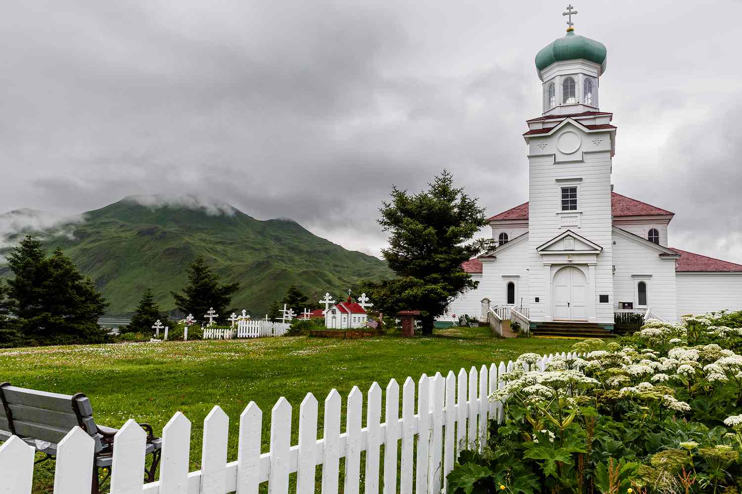 Extérieur d'une église à Dutch Harbor sur les îles Aléoutiennes de l'Alaska
