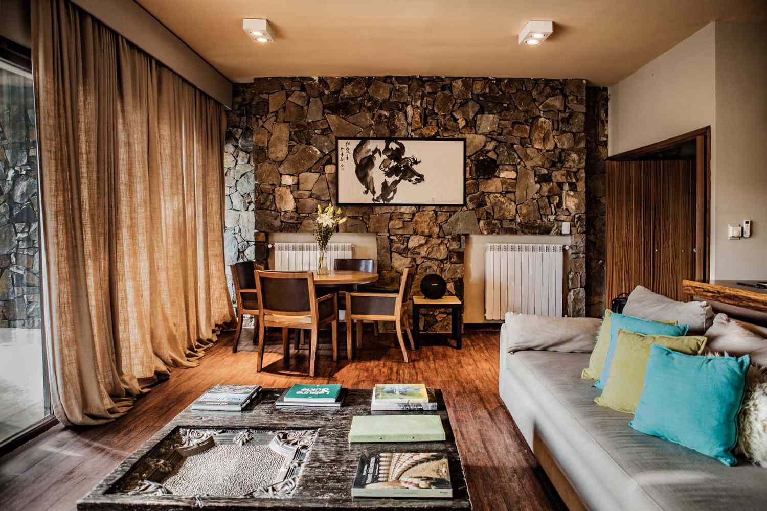 Cavas Wine Lodge
