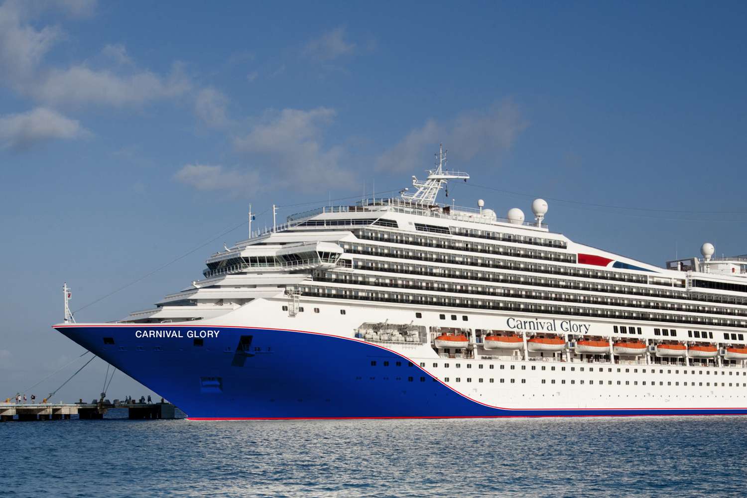 Extérieur d'un navire de croisière Carnival