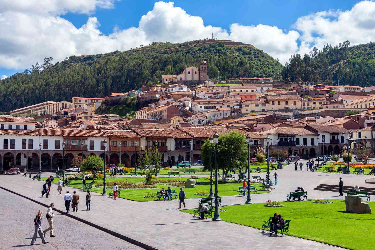 Plaza de Armas dans la ville de Cusco au Pérou