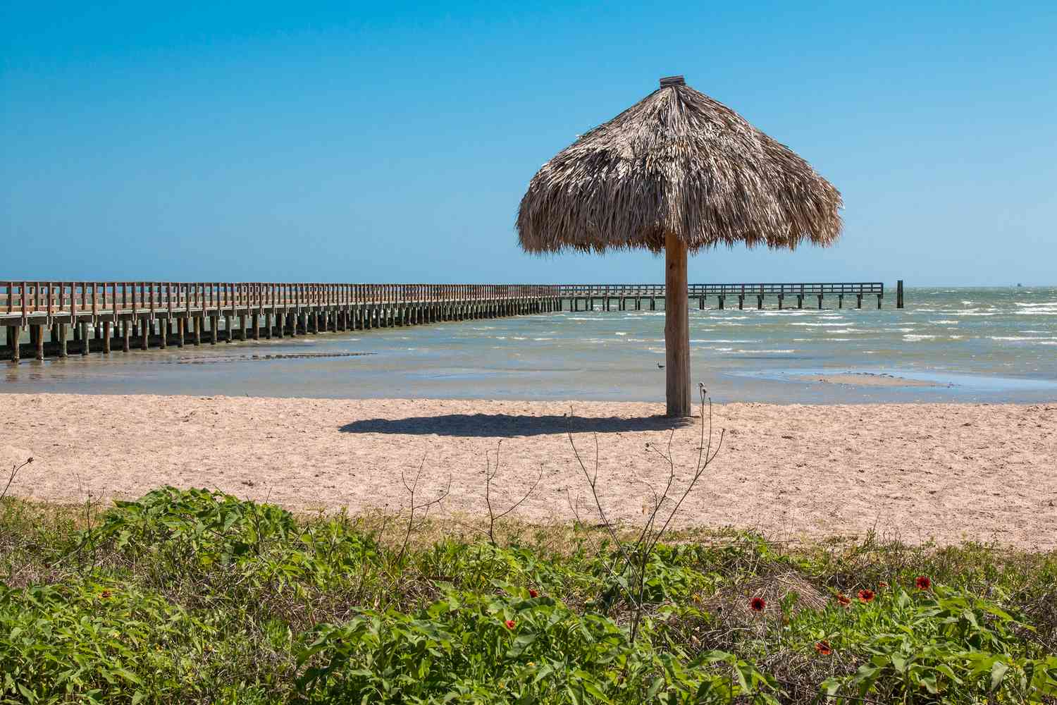 Jetée à Rockport Beach au Texas avant l'ouragan Harvey.