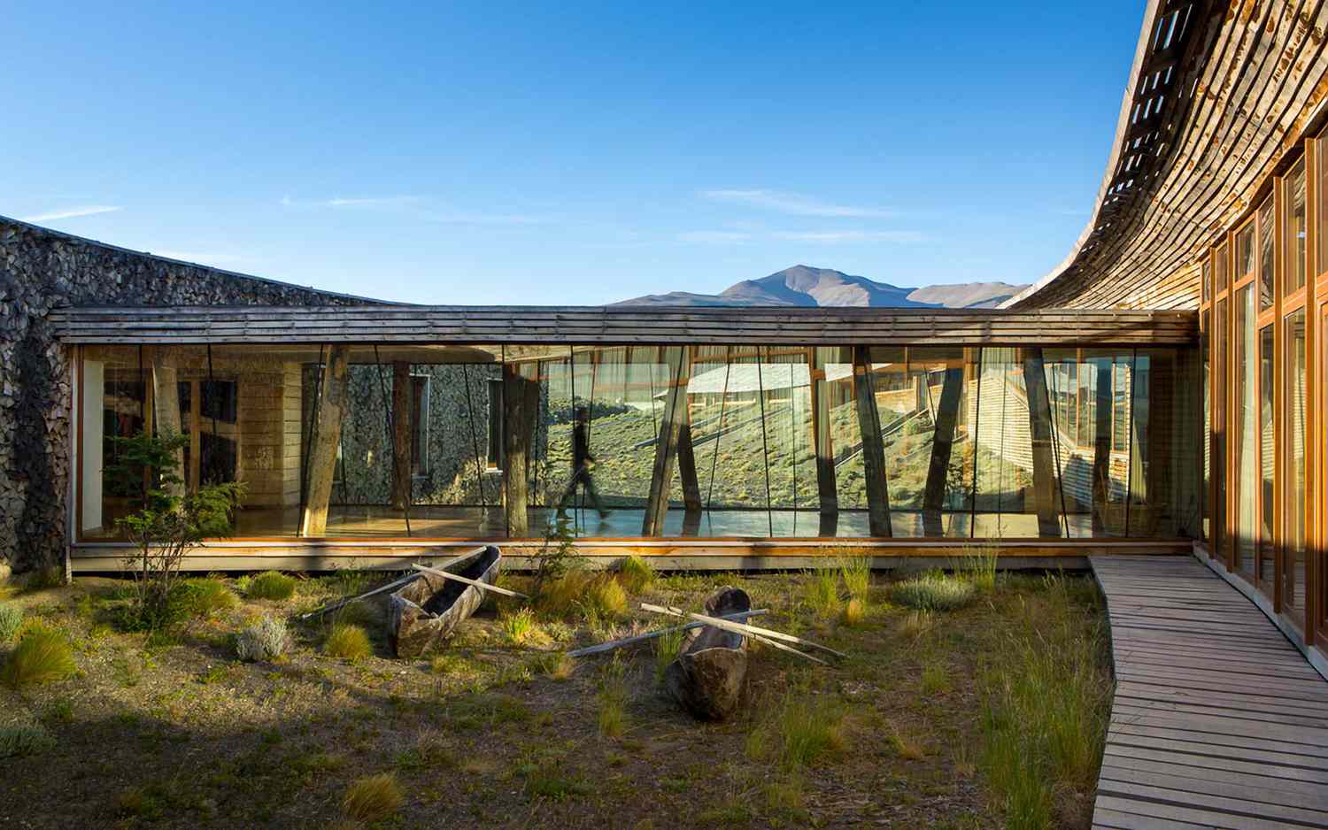 Passerelle extérieure de l'hôtel Tierra Patagonia