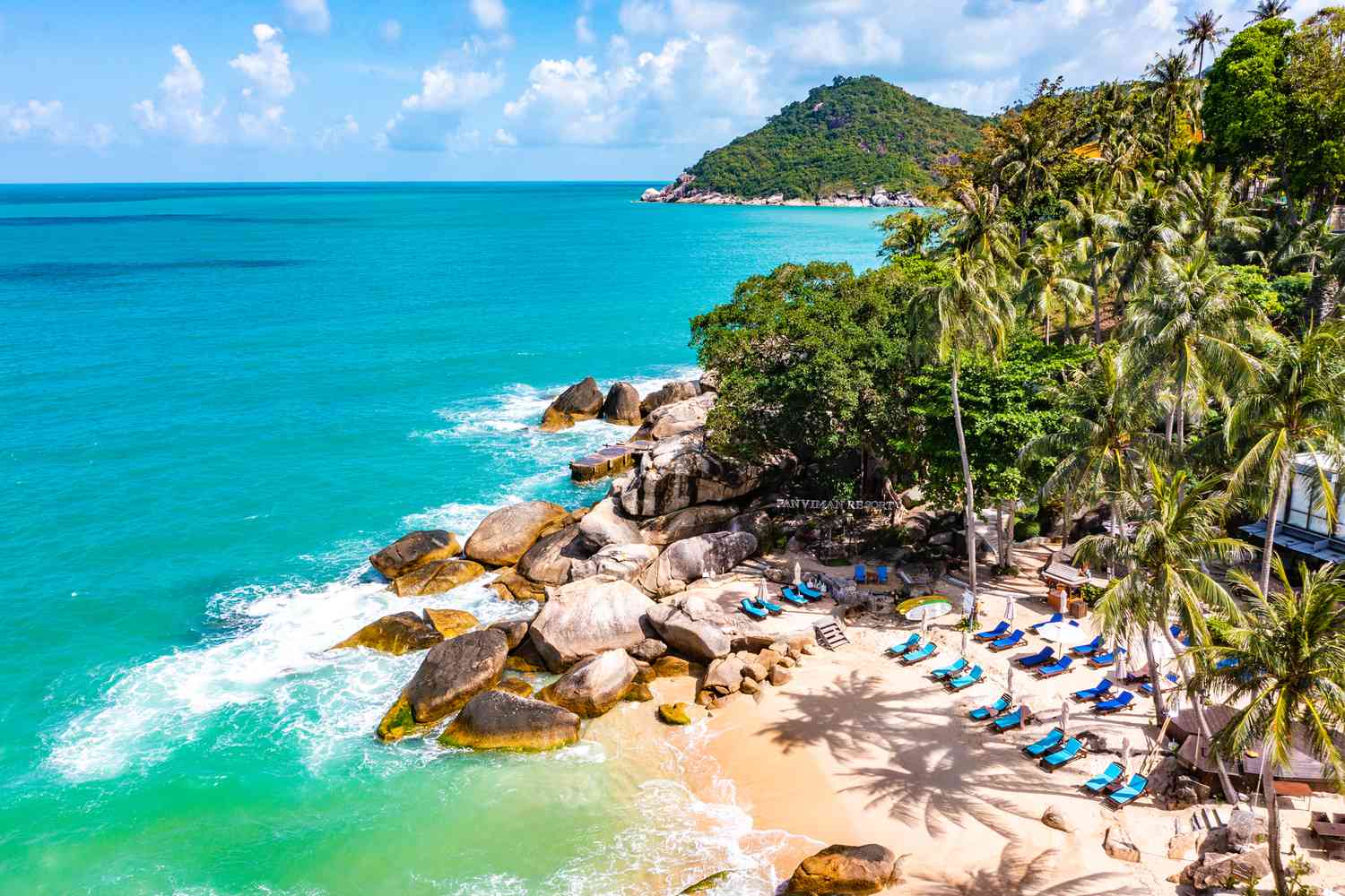 Vue aérienne de Thong Nai Pan Beach à Koh Phangan, Thaïlande, Asie du Sud-Est
