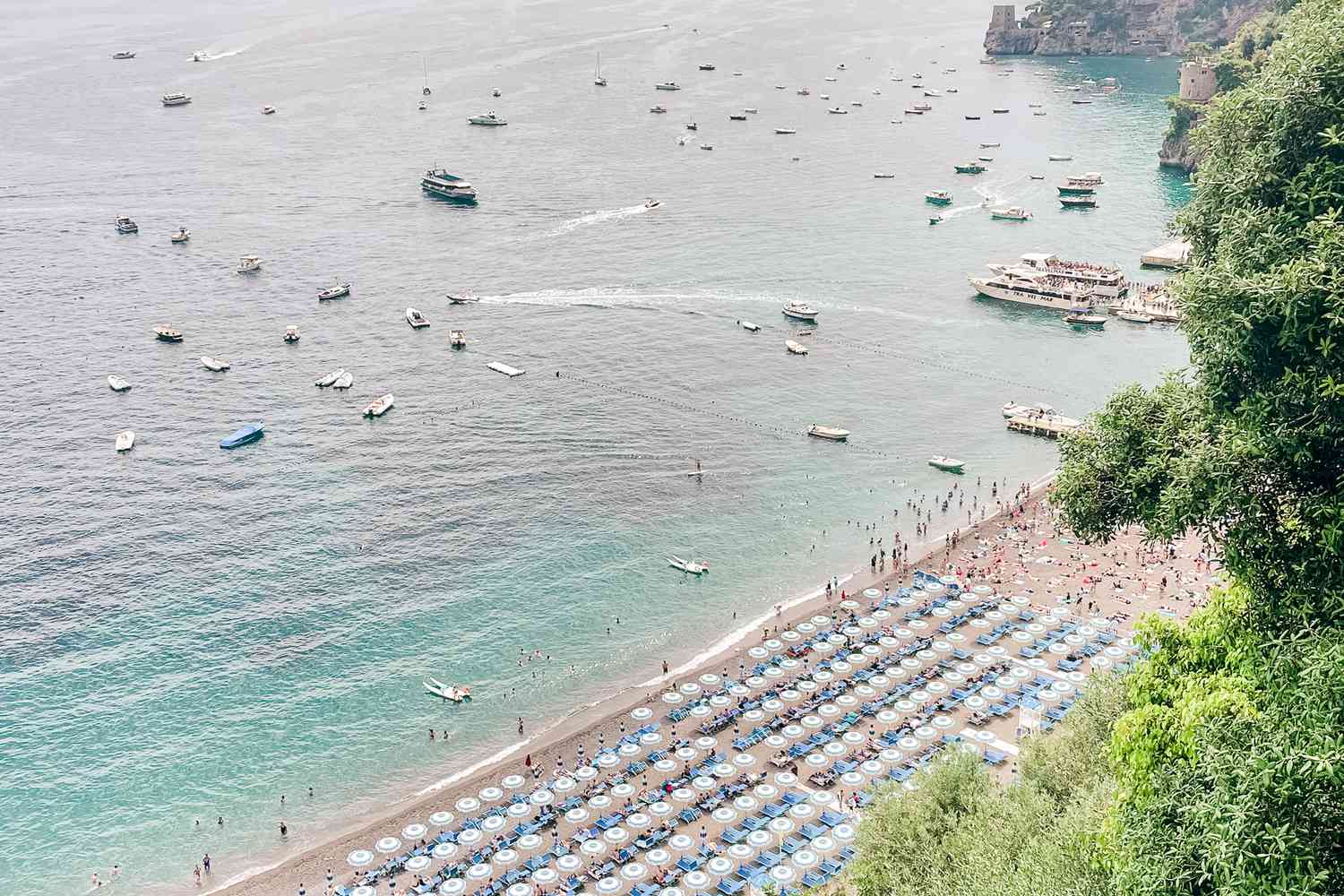 Plage de Positano vue du ciel