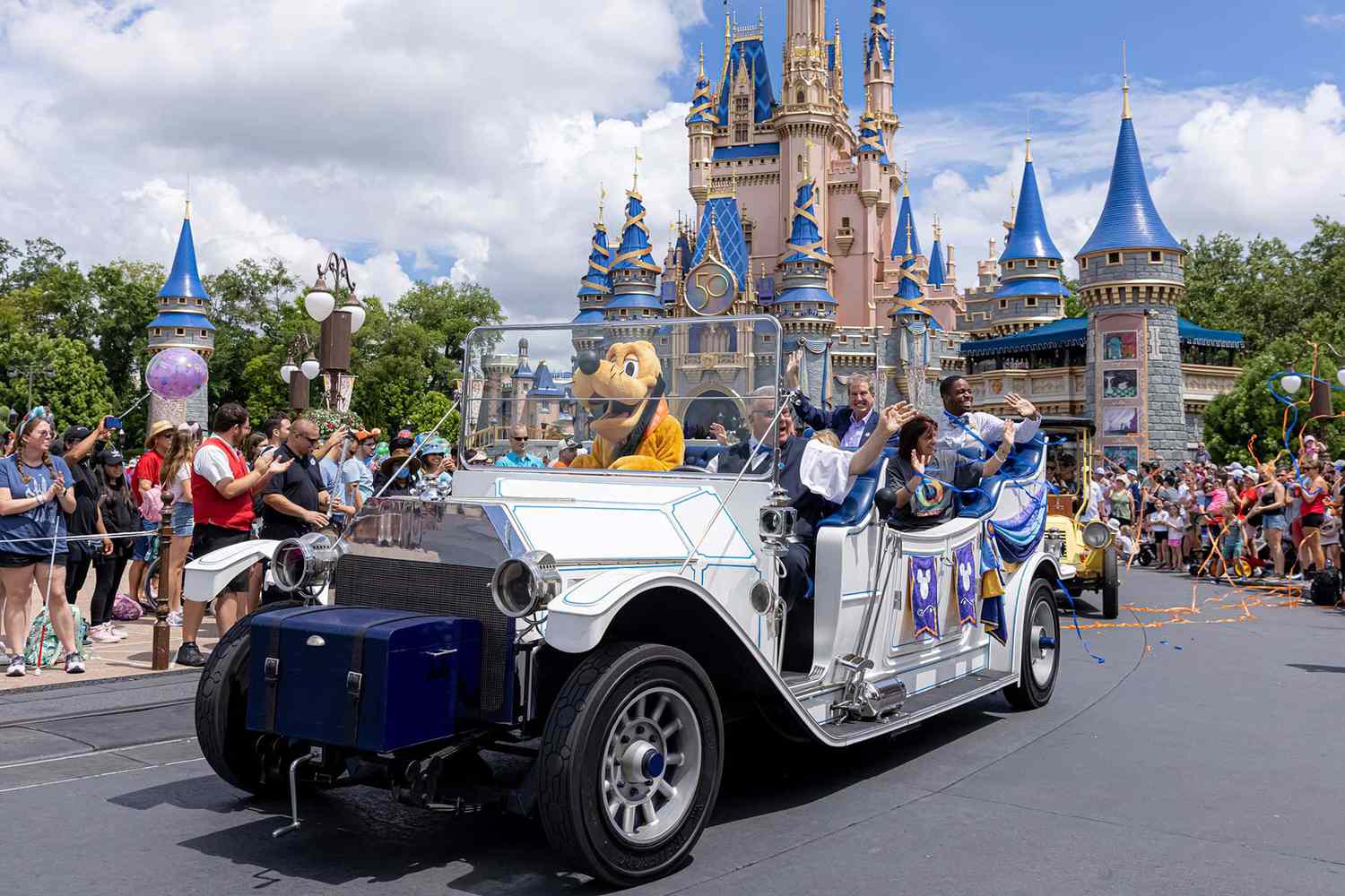Pluto lors des Jeux Olympiques Spéciaux à Disney World
