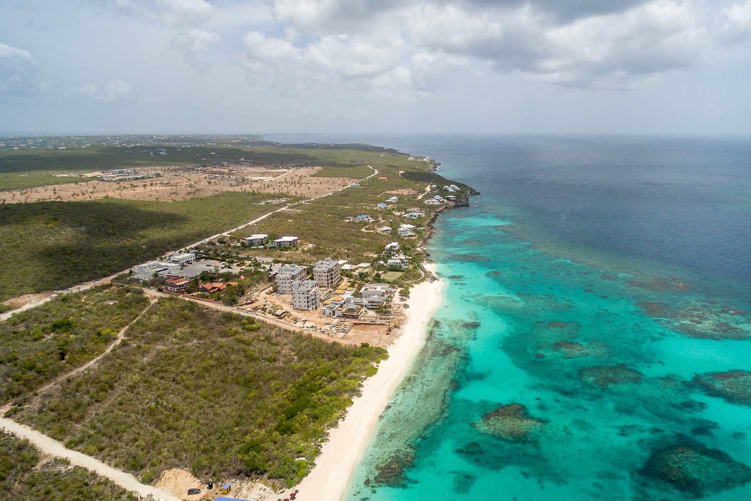 Vue aérienne de la plage d'Anguilla