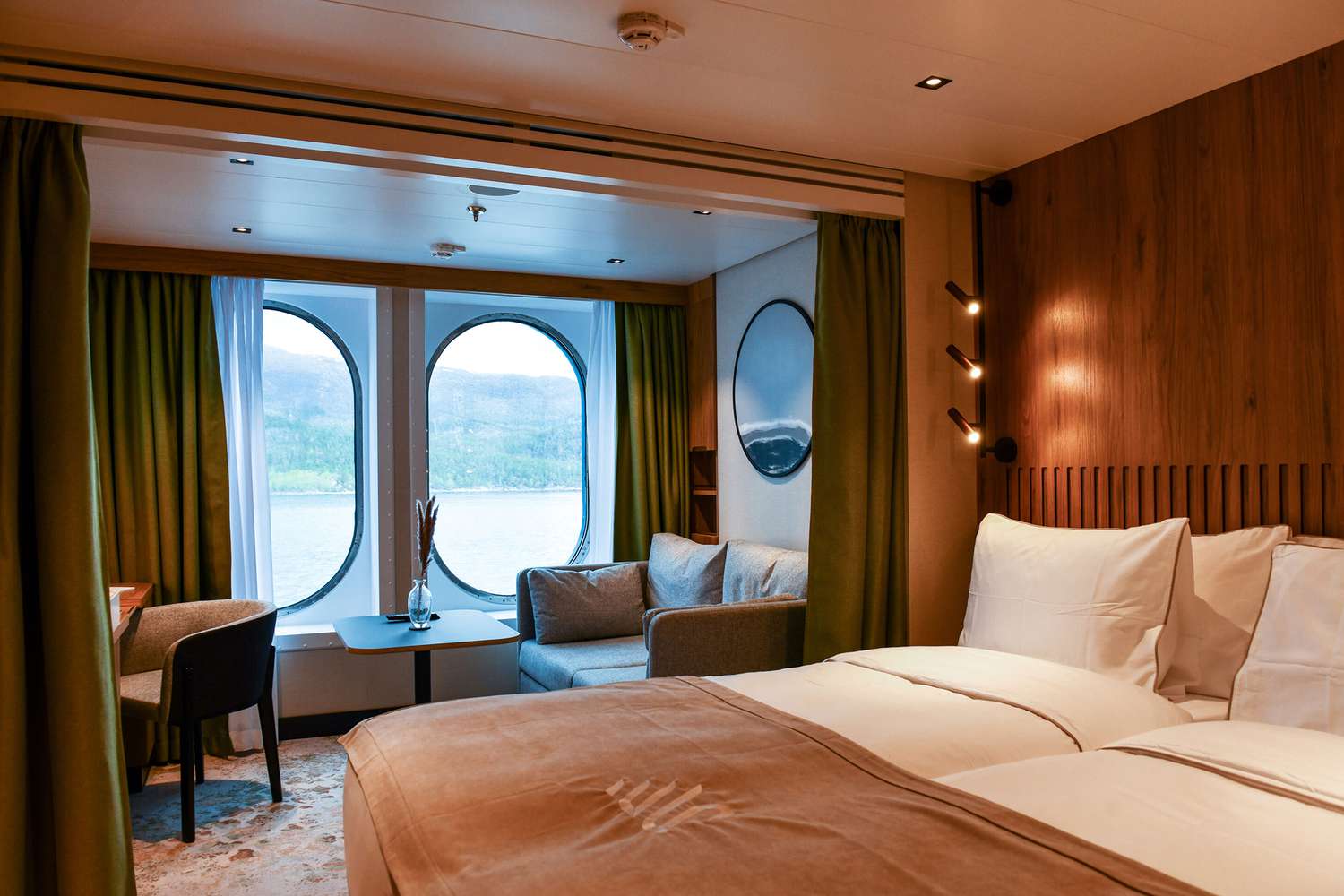 Intérieur d'une cabine à bord du SH Diana