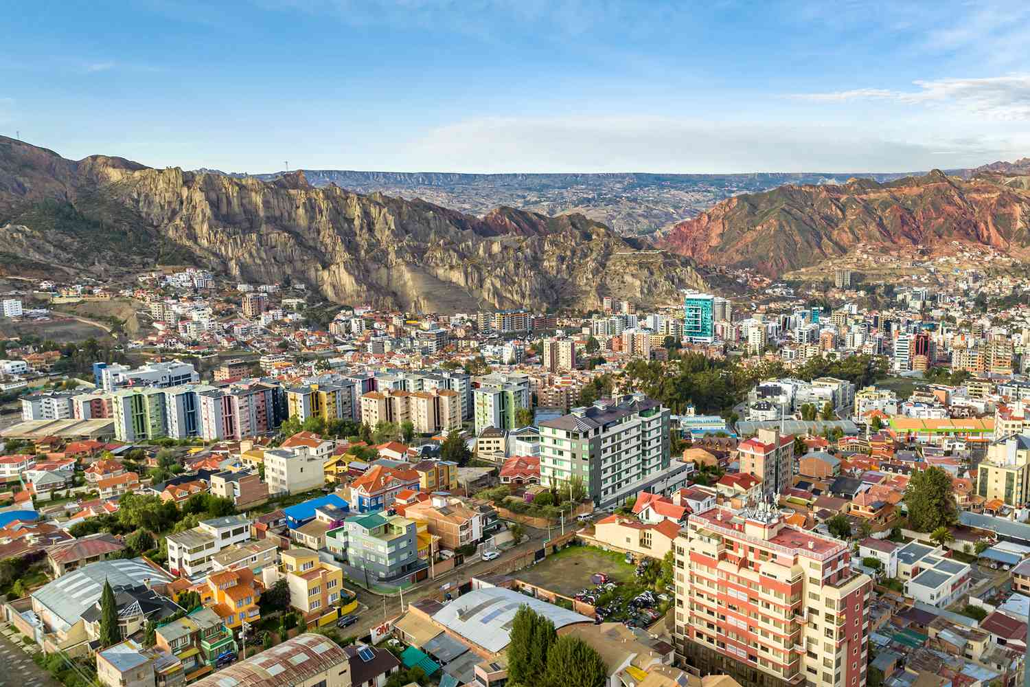 La Paz, Bolivie, vue aérienne sur la ville urbaine dense