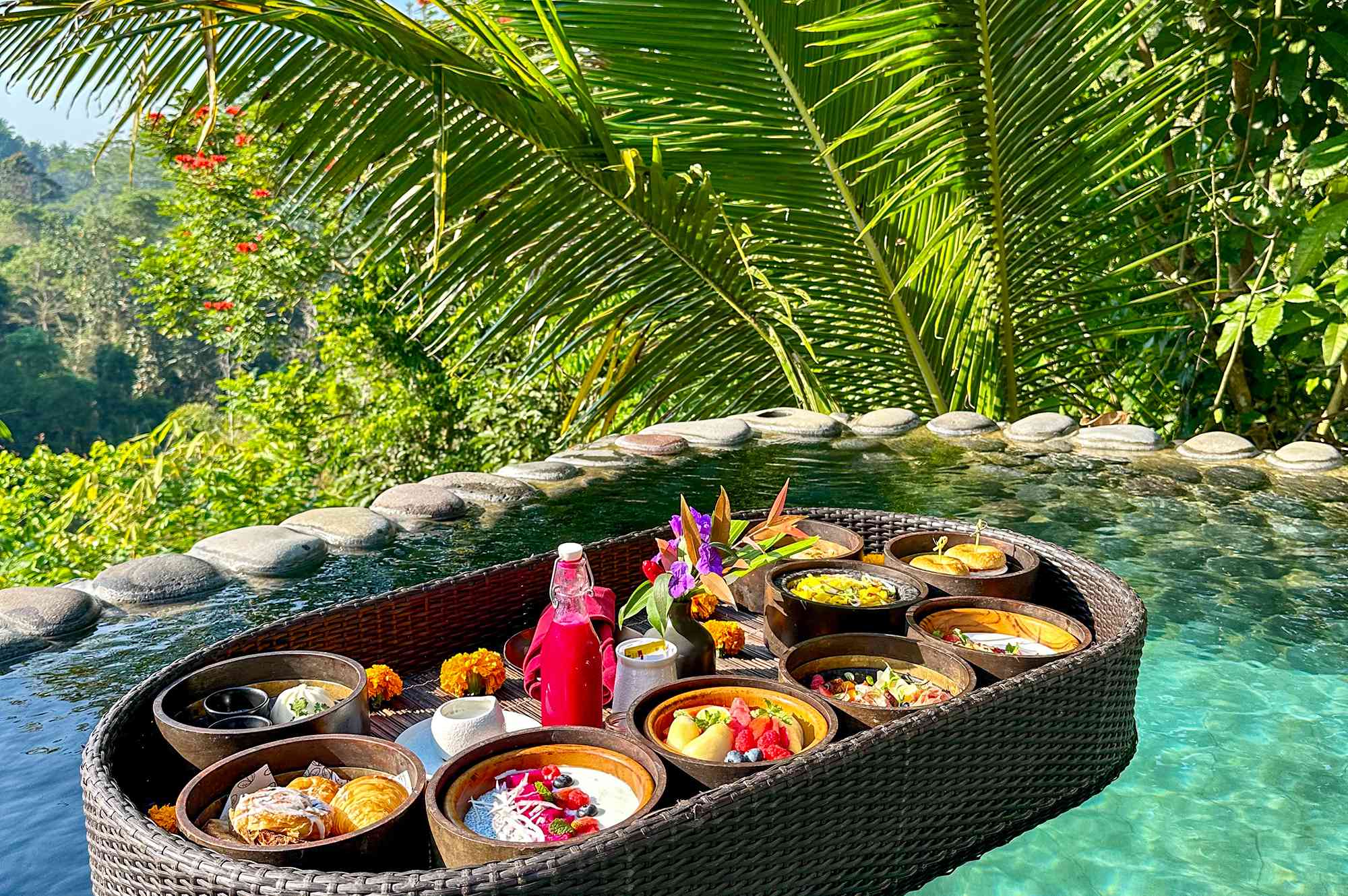 Un petit-déjeuner flottant à Bali 