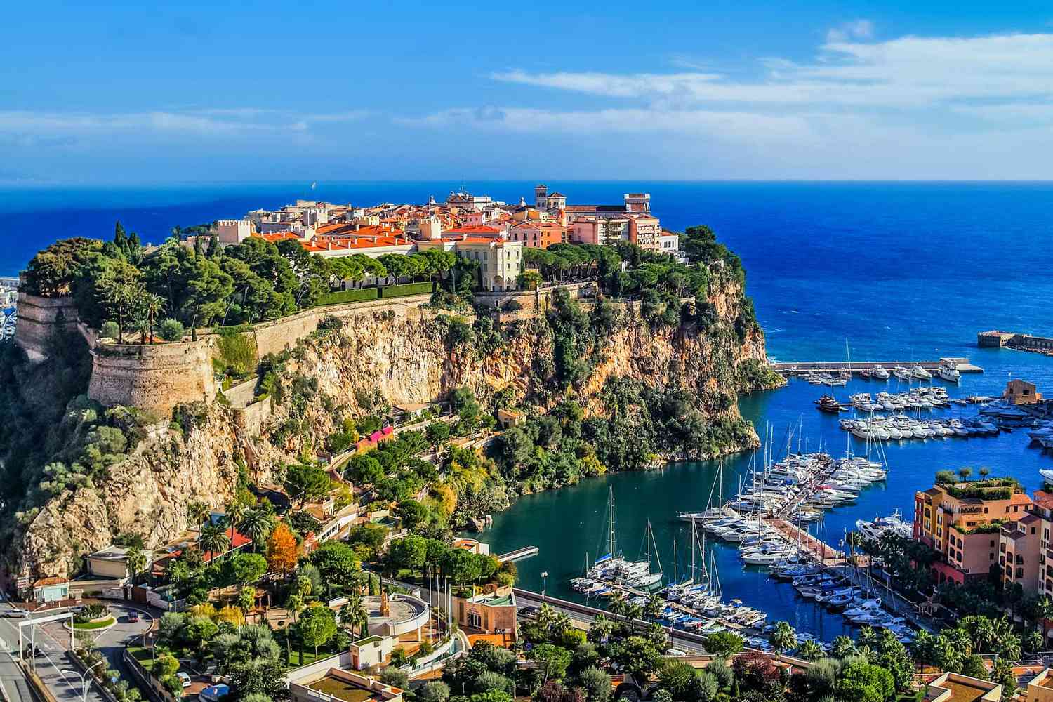 La roche de la ville du Principauté de Monaco