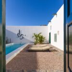 Cette île espagnole que vous n’avez jamais entendue parler a un nouveau micro-hôtel réservé aux adultes avec 2 suites et une piscine magnifique.