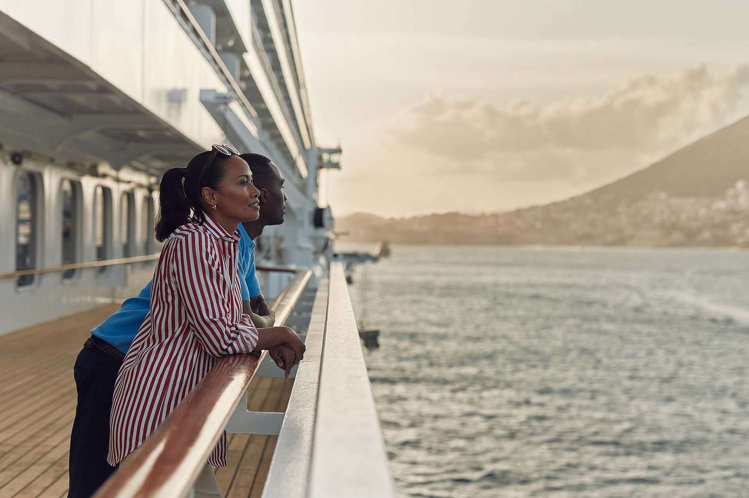 Un couple lors d'une croisière Abercrombie & Kent